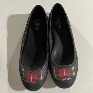 Coach flats